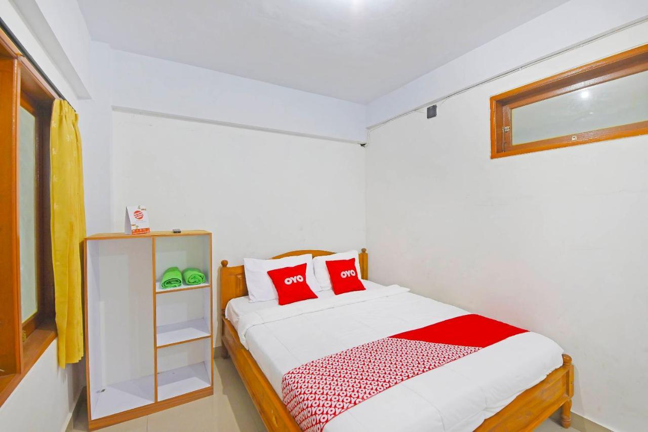 Oyo 90967 Soka Asri Guest House Darmasaba Εξωτερικό φωτογραφία